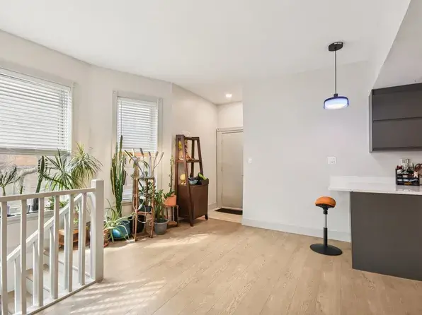 Elegant Apartment in Chicago