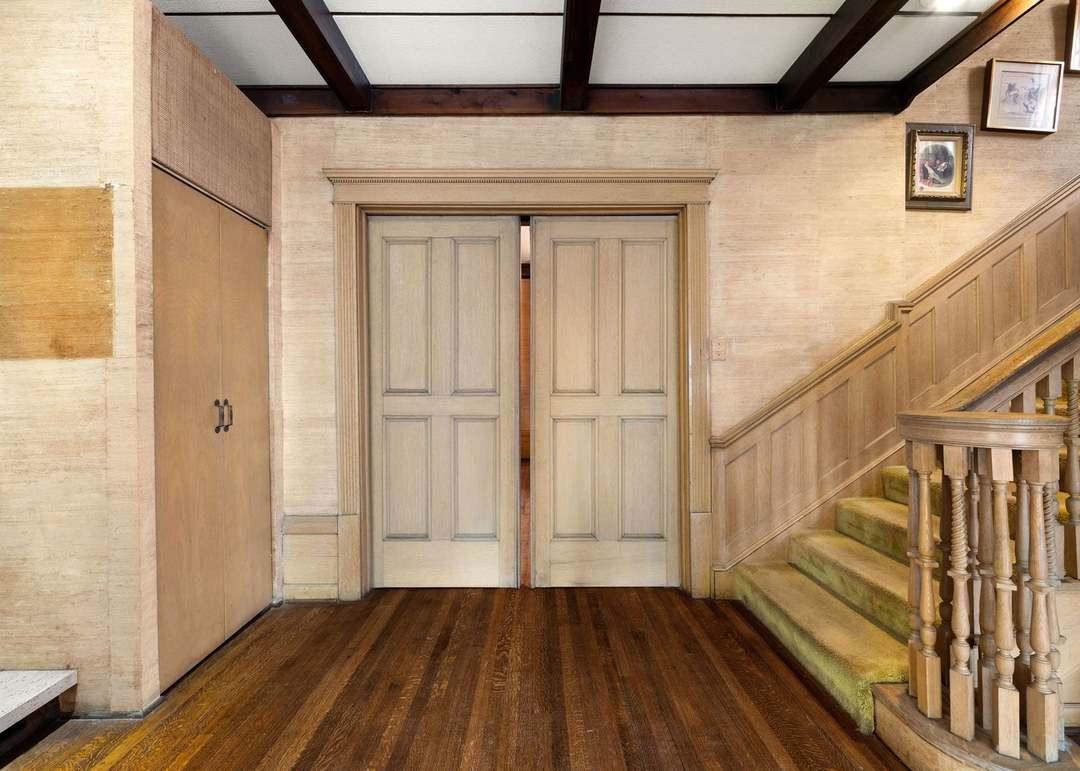 Stunning Townhouse in Chicago