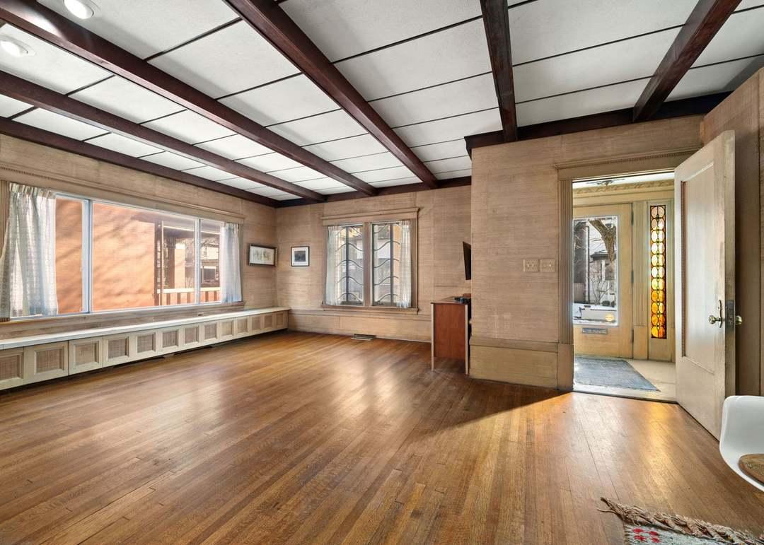 Stunning Townhouse in Chicago